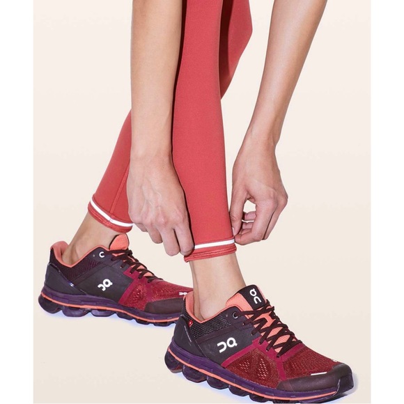 Lululemon Time To Sweat Tight - Picture 5 of 8